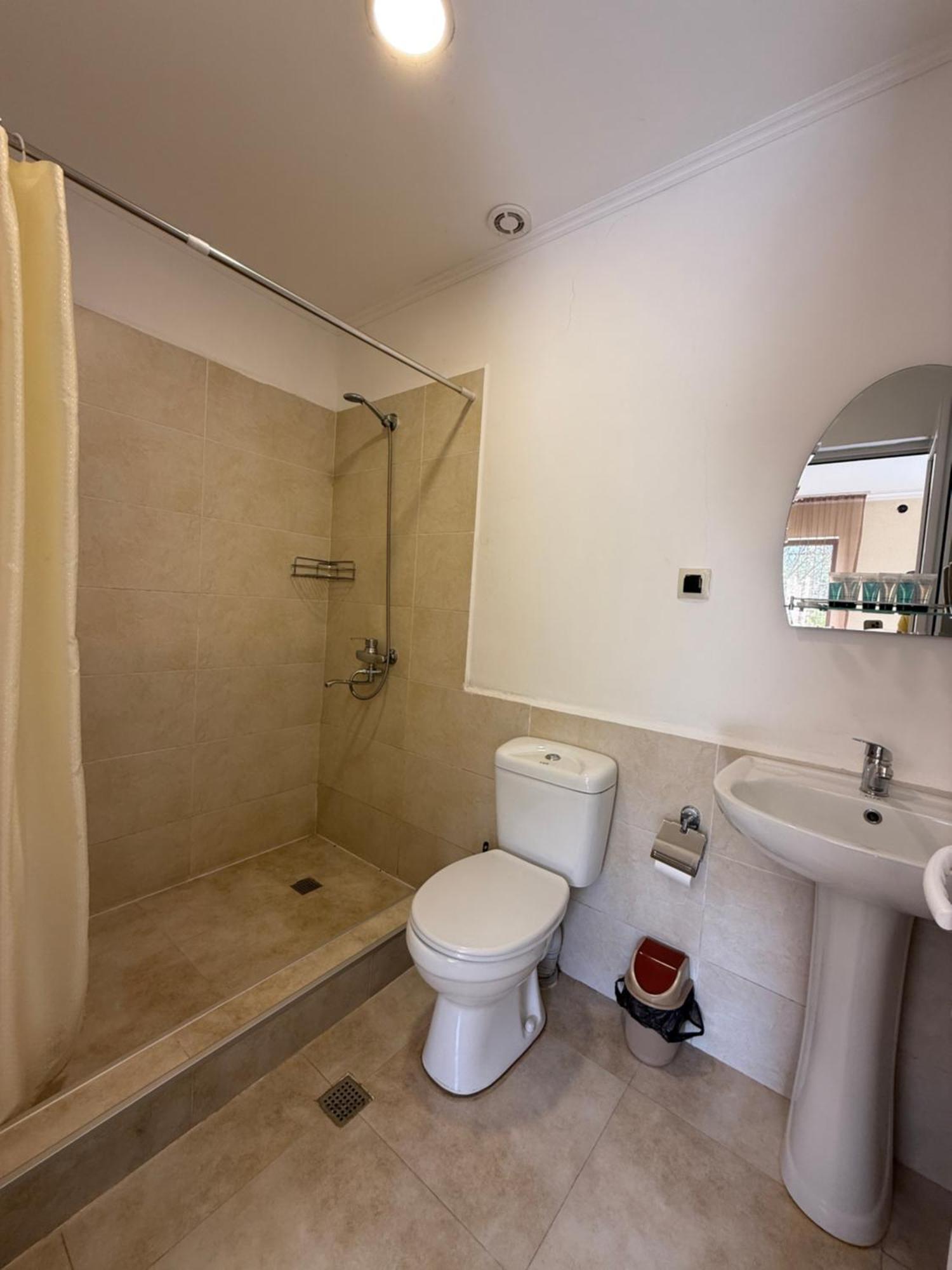 Hotel Villa Eniseli Εξωτερικό φωτογραφία